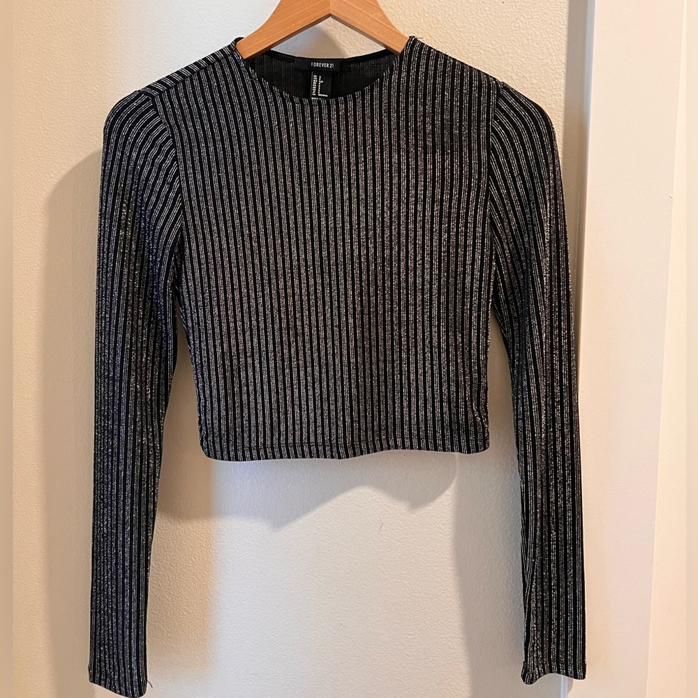Forever21 Shimmer Crop Top